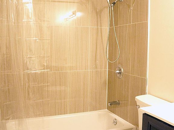 5th image of 157 Elm St APT 104