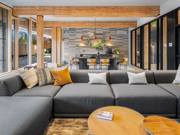 11201 Roosevelt Way NE #337