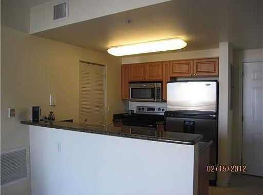 5th image of 1 Glen Royal Pkwy APT 806