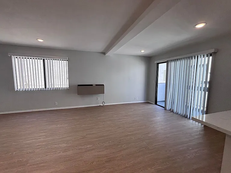 132 Clark Dr — Photo 11