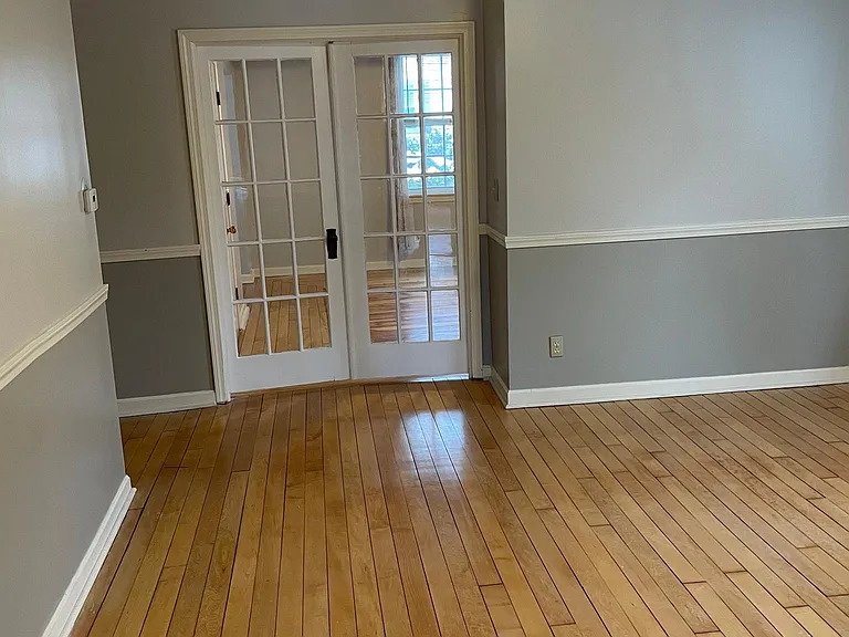 44 Pleasant St — Photo 9