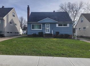 17812 Hazelwood Ave, Maple Heights, OH