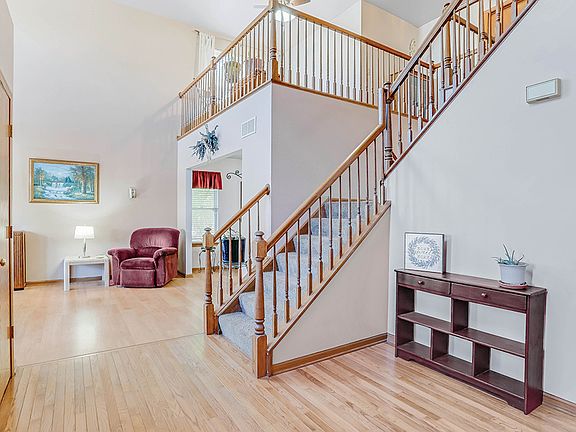 3rd image of 2101 Kingsbury Estates Dr