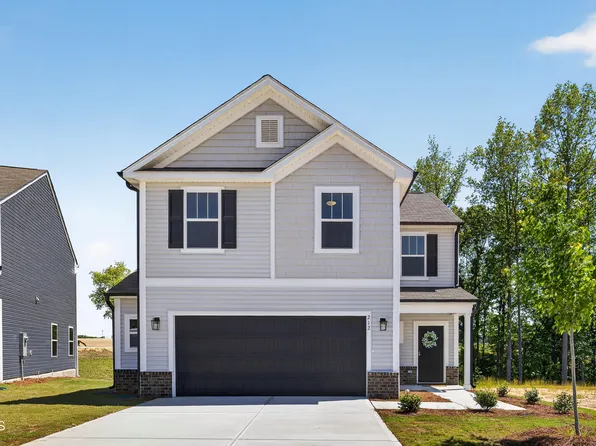212 Oriole Dr #165, Angier, NC 27501