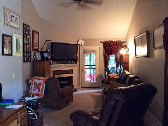 4th image of 120 Stokes Dr