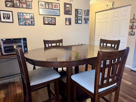 2nd image of 807 Petunia Way #807