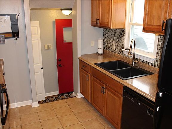 5th image of 6550 Westminster Dr