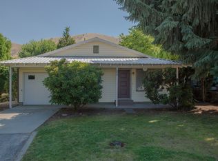 220 E Franklin St, Chelan, WA 98816