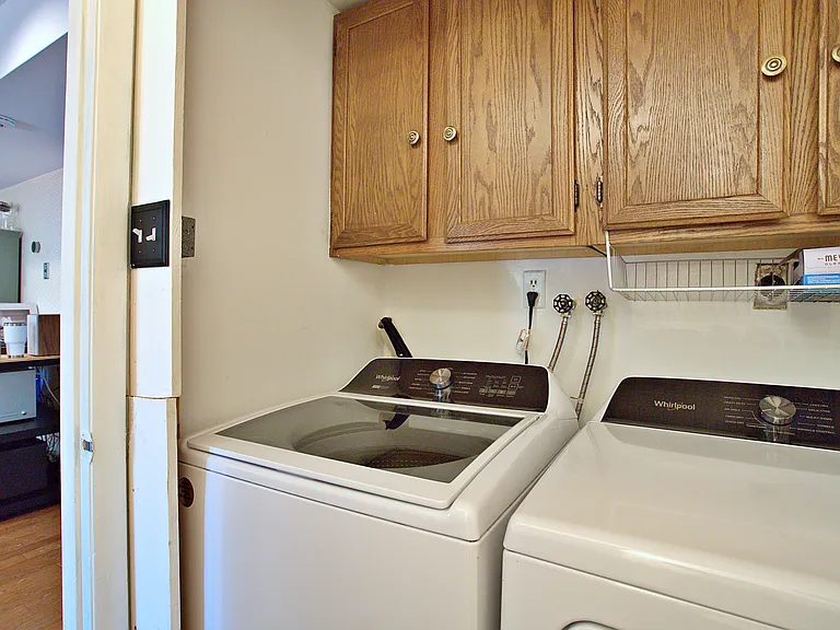 1450 Greenmont Ct — Photo 24