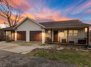 9937 W Paxton Dr, Beach Park, IL 60099