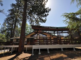 20721 Point View Dr, Groveland, CA 95321