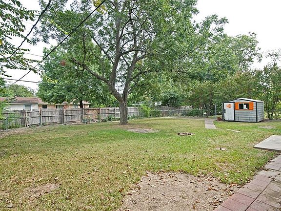 4th image of 13746 Janwood Ln