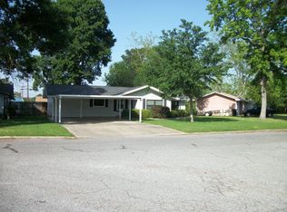 504 S 28th St, Nederland, TX 77627