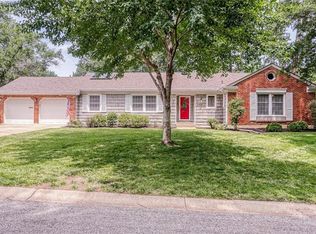 6812 W 101st St, Overland Park, KS 66212