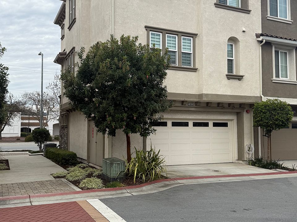 2nd image of 18024 Monterey Rd