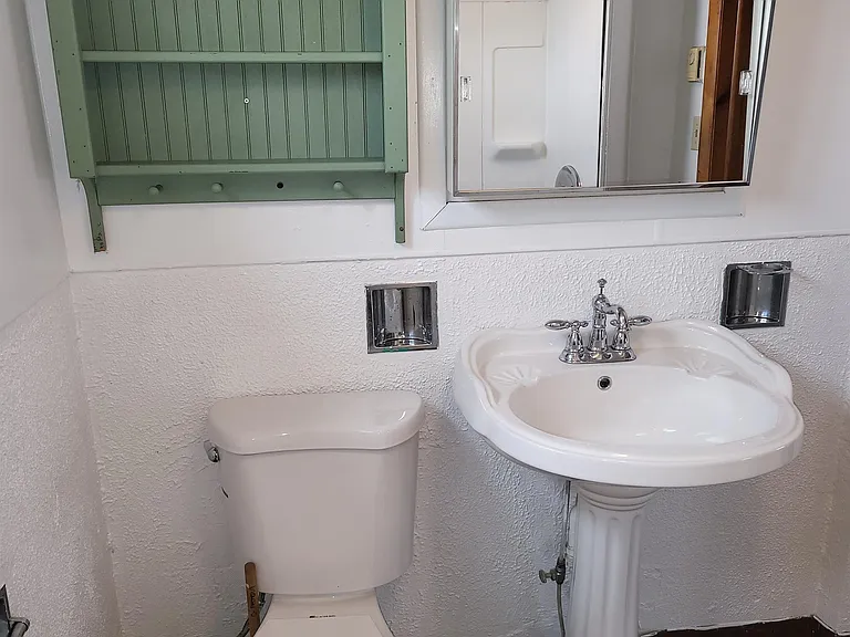 321 W Main St — Photo 12