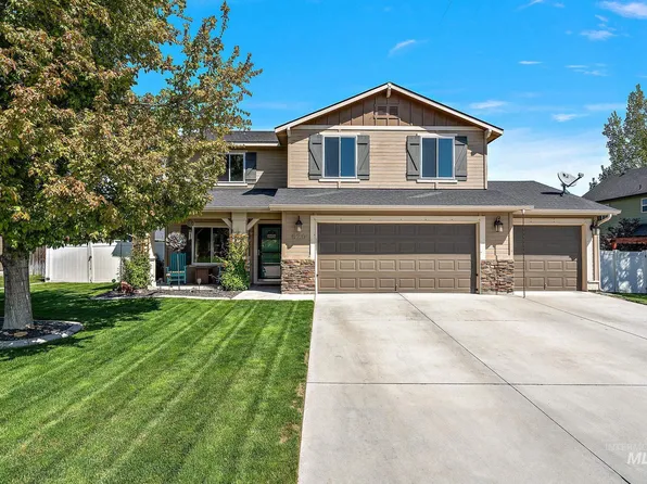 620 SW Panner St, Mountain Home, ID 83647