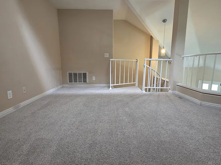 13360 Verona — Photo 27