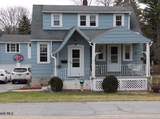 420 Baynton Ave, Altoona, PA 16602