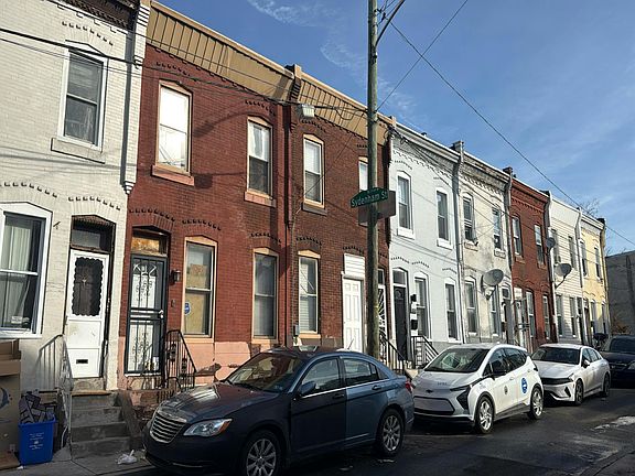 3rd image of 1537 W Seltzer St