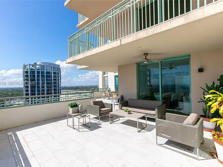 3350 SW 27th Ave #2002 — Photo 12