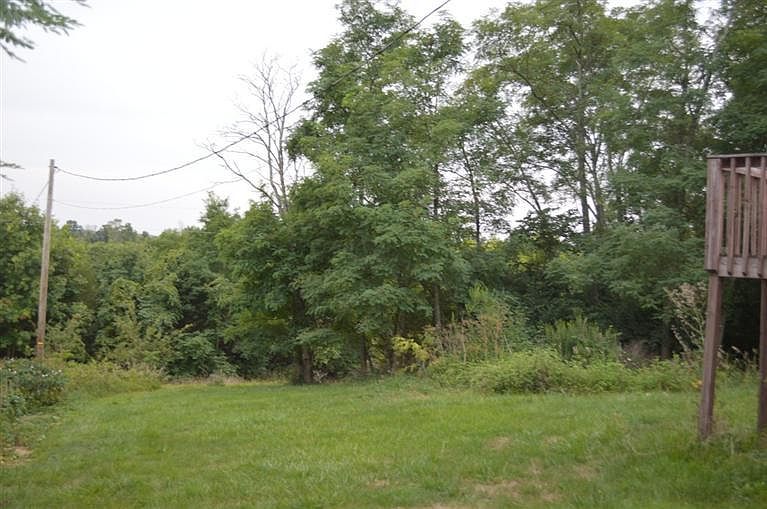 2nd image of 892 Cahill Rd