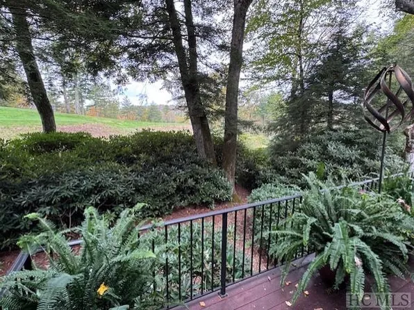 40 Fairway Cottage Lane, Highlands, NC 28741