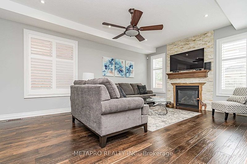 Burlington House for rent - 5 Bedrooms — photo 8