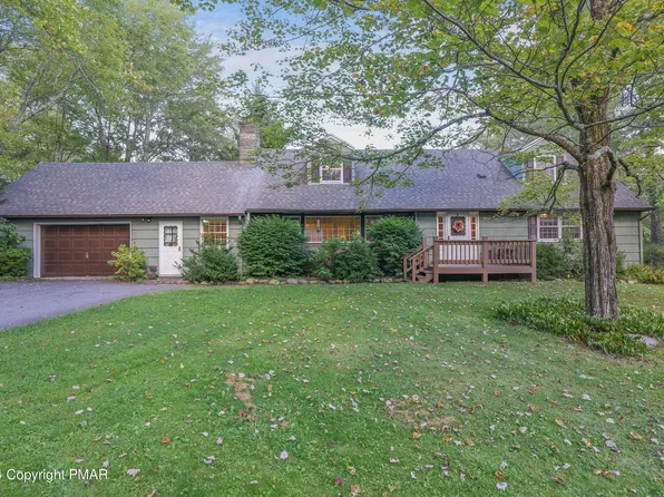 403 Little Wing Rd, Canadensis, PA 18325