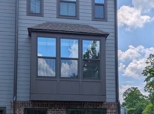 460 Spearfield Ln, Charlotte, NC 28205