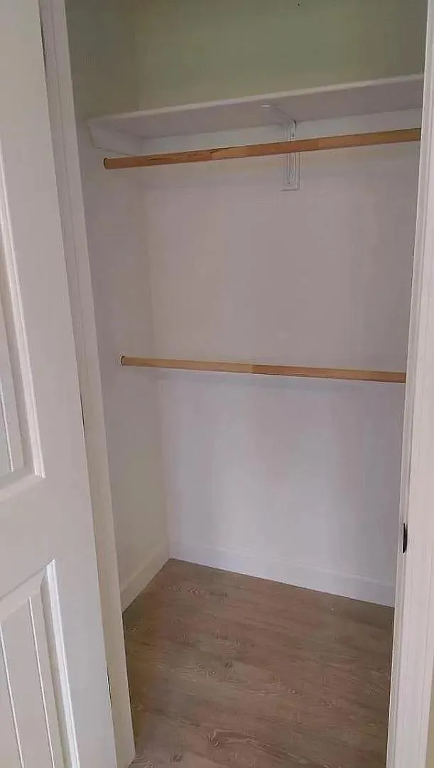 2 bed, 819 sqft, $3,800 — Photo 2
