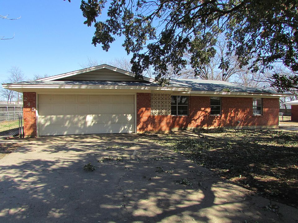 1st image of 245 Meador Ln