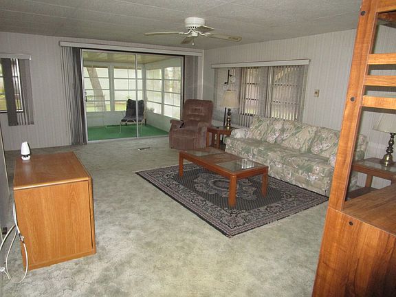 3rd image of 183 Forest Dr