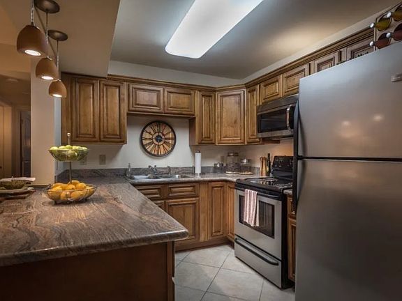 4th image of 4020 Hessmer Ave APT 5
