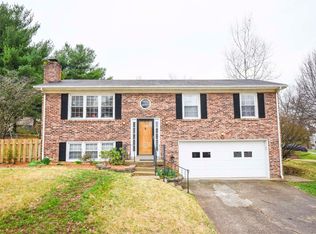 422 Monticello Blvd, Lexington, KY 40503