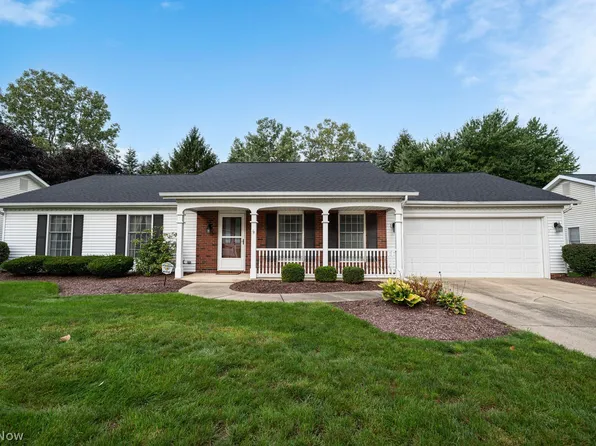6748 Waterford Ln, Mentor, OH 44060