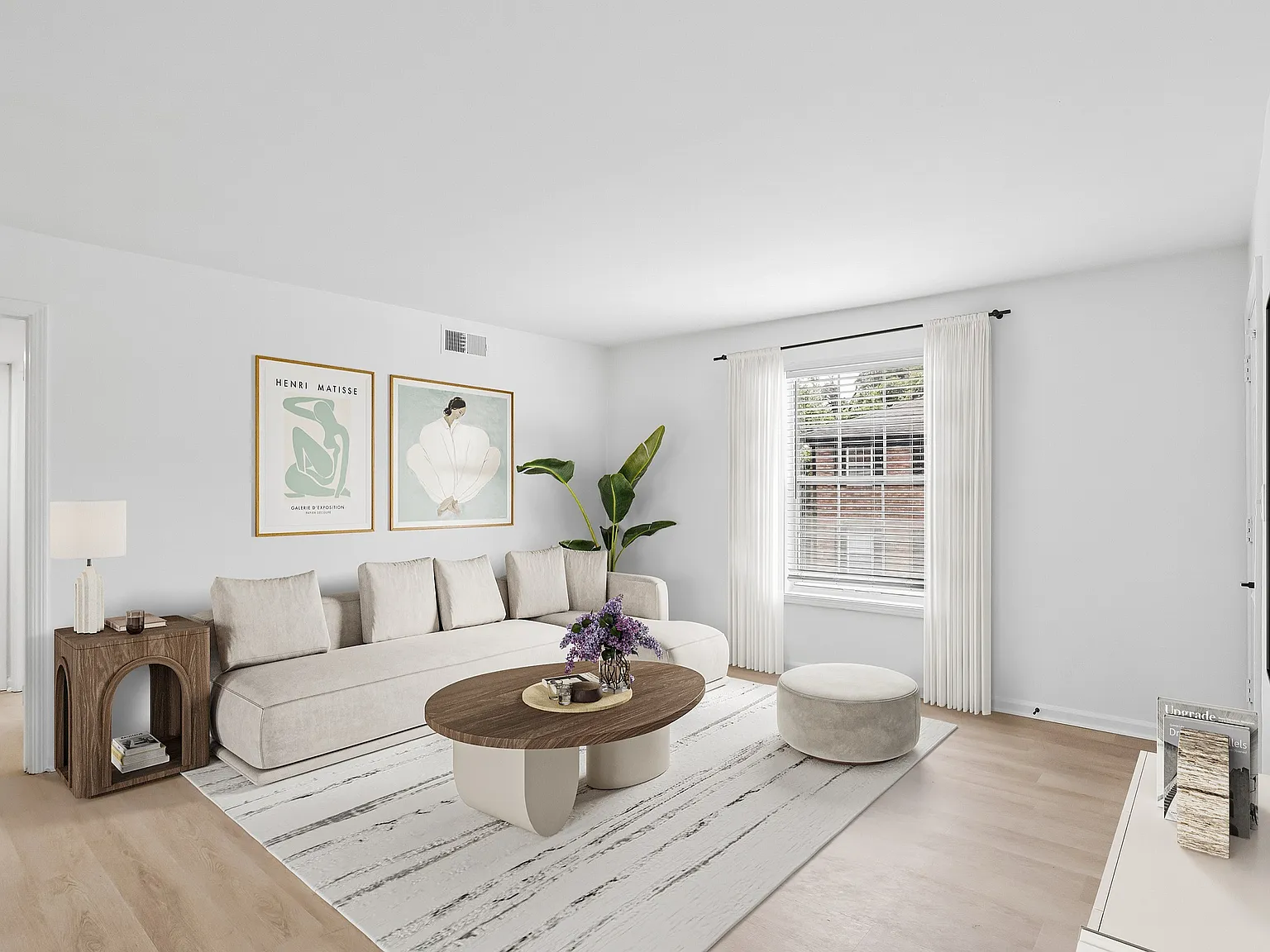 ReNew Chastain — Photo 3
