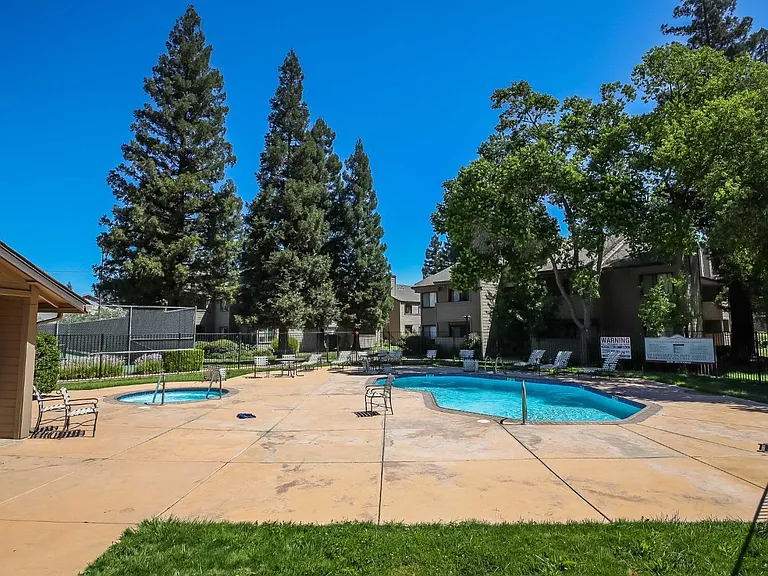 3715 Tallyho Dr #119 — Photo 22