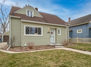 916 N Greenfield Ave, Waukesha, WI 53186