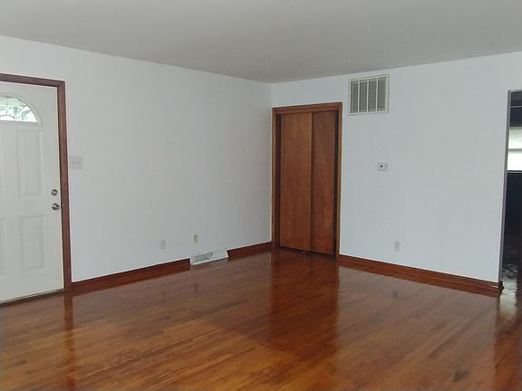 4th image of 3316 Goldman Ave
