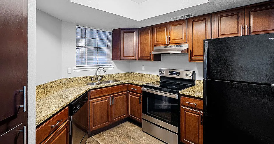 Birch Apartment Homes — Photo 4