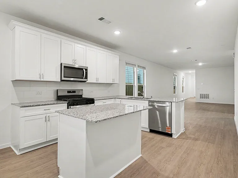 10723 Sora Dr — Photo 10