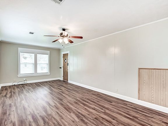 5th image of 2408 Avenue F