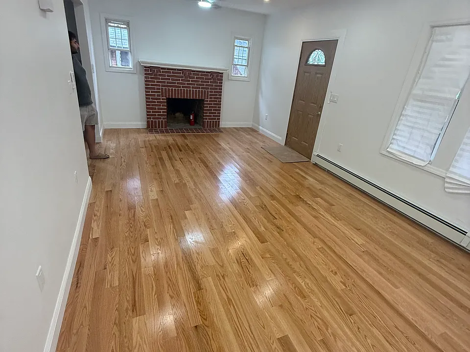 628 Midland Ave #1