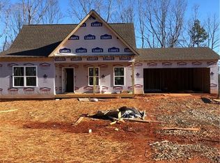 95 Grand Oaks Ln, Dahlonega, GA 30533