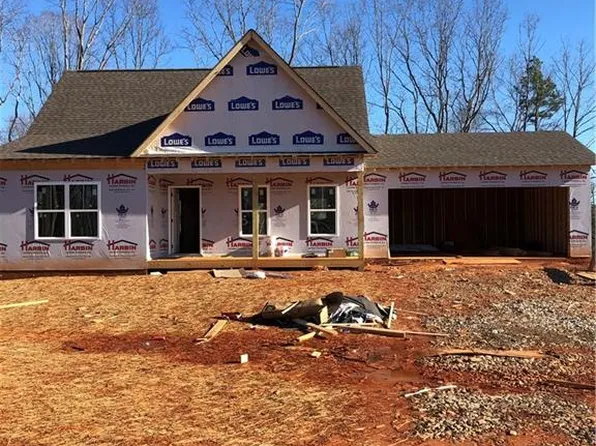 95 Grand Oaks Ln, Dahlonega, GA 30533