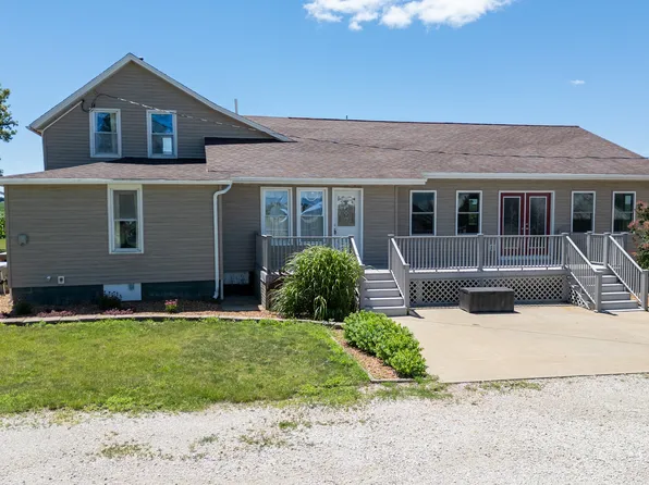 15255 N Bradford Rd, Bradford, IL 61421