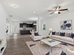 4225 Stockbrook Dr, Charlotte, NC 28215