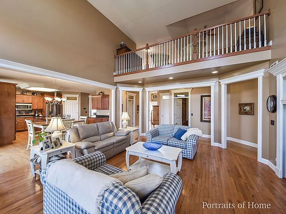 5th image of 25114 White Ash Ct