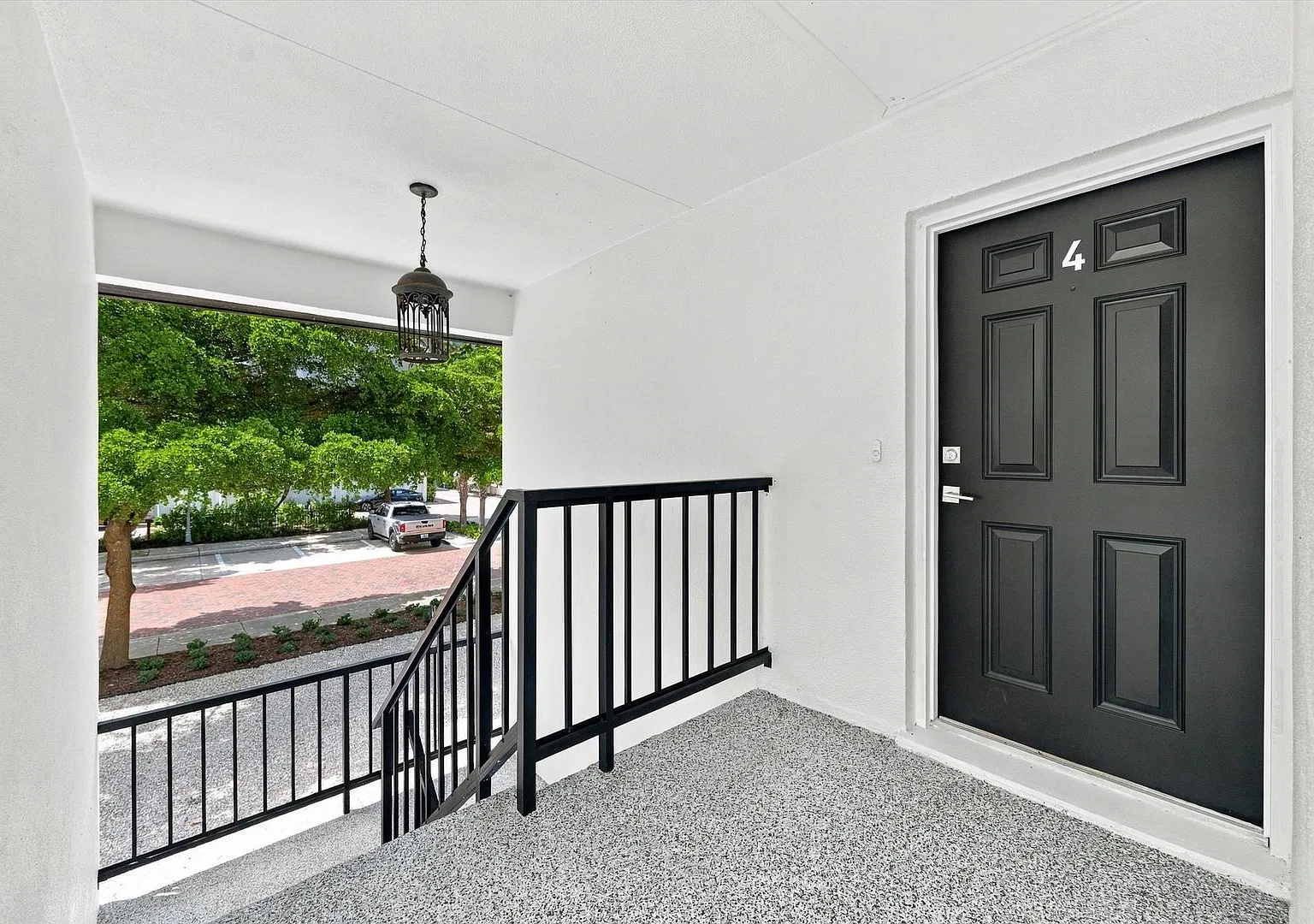 171 Golden Gate Pt — Photo 3